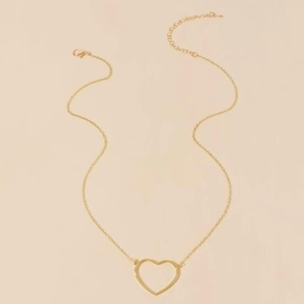 3/$30 💛 Heart Necklace